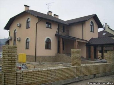 Можно ли красить обои и как это делать?